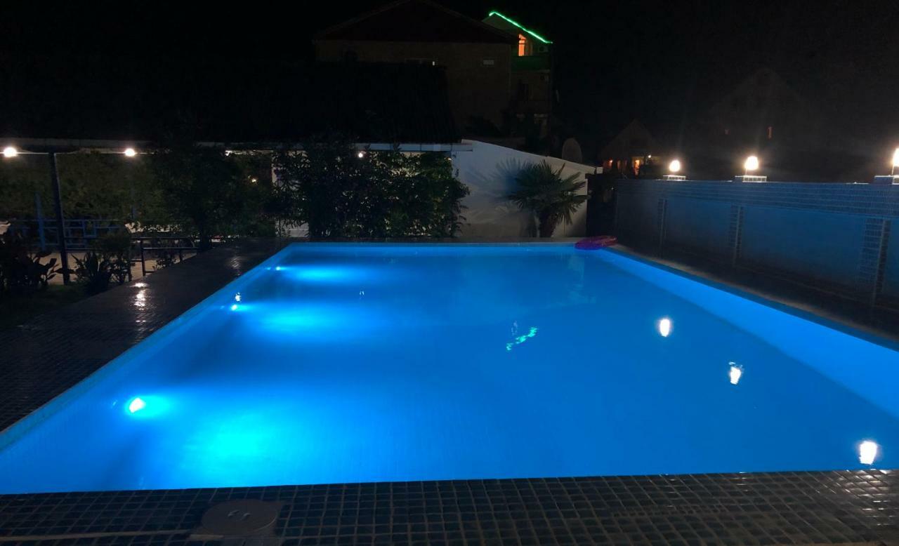 فندق فندق ميراج يوريكي المظهر الخارجي الصورة